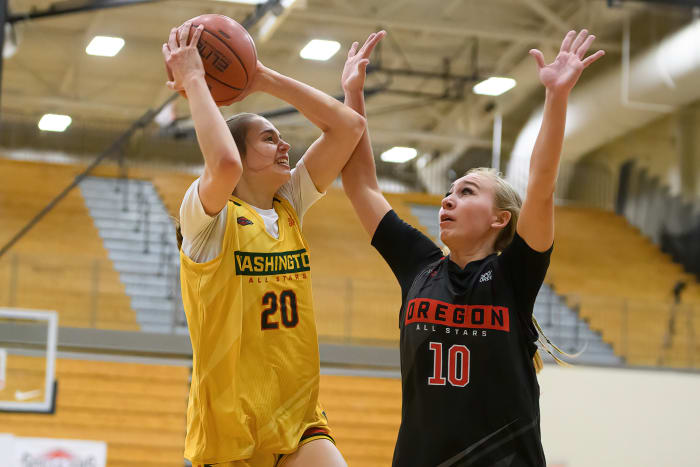 2023-4-2-WAVOR-Girls-GAME-2365-NR-clear